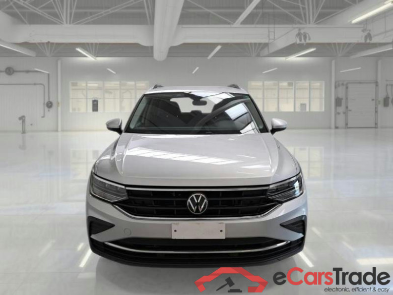 VOLKSWAGEN TIGUAN / 2020 / 5P / SUV 2.0 TDI SCR 90KW LIFE #6