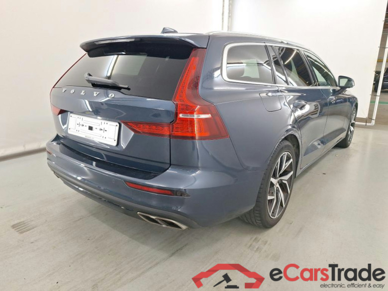 VOLVO V60 - 2018 2.0 T4 Momentum Pro Geartronic #4