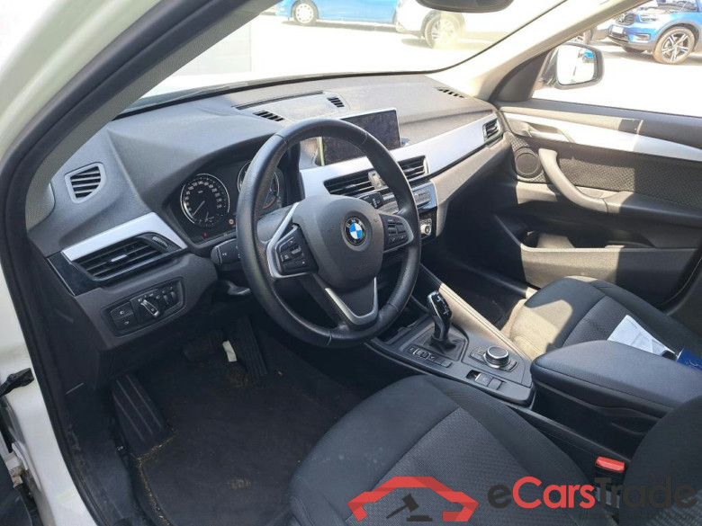 BMW X1 / 2019 / 5P / todoterreno sDrive18dA Corporate #3
