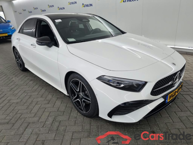 MERCEDES-BENZ A-Klasse Limousine A 180 Star Edition AMG Line 4D 100kW #2
