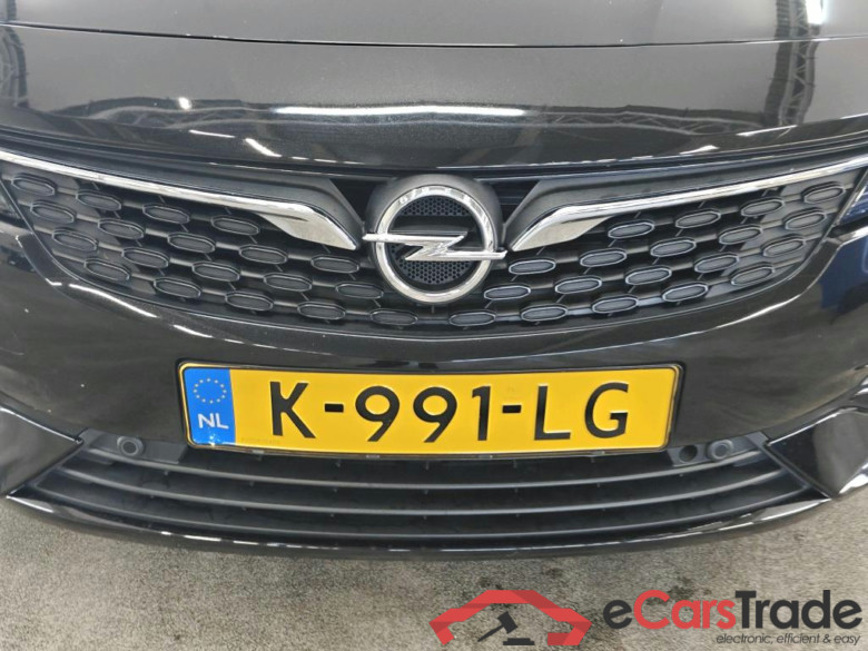 Opel Astra Sports Tourer 1.2 turbo 81kW Edition 2020 5d #5