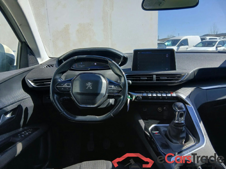 PEUGEOT 3008 / 2016 / 5P / todoterreno 1.2 PURETECH 96KW (130CV) ACTIVE S&S #3