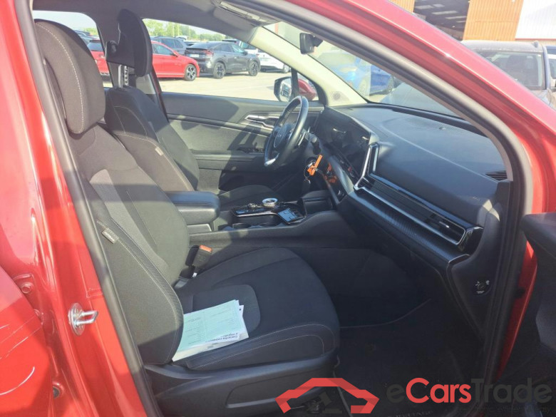 KIA Sportage / 2022 / 5P / todoterreno 1.6 T-GDi HEV 171kW (230CV) Drive 4X2 #6