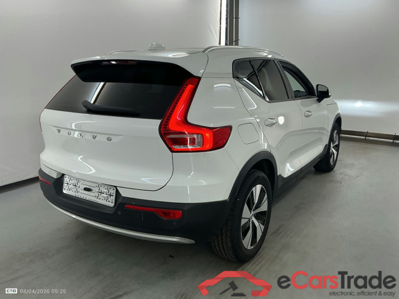 VOLVO XC40 1.5 T2 MOMENTUM PRO AUTO #4