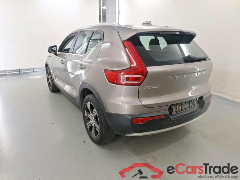 VOLVO XC40 DIESEL 2.0 D3 AWD Inscription Geartronic #3