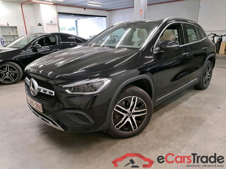 MERCEDES - MER GLA 250e 218PK DCT Business Solution Luxury & Pack Plus  * HYBRID *