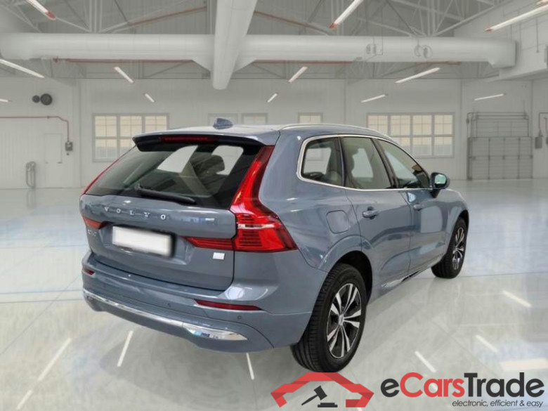 VOLVO XC60 / 2021 / 5P / SUV T6 PLUG-IN AWD AUTO CORE #2