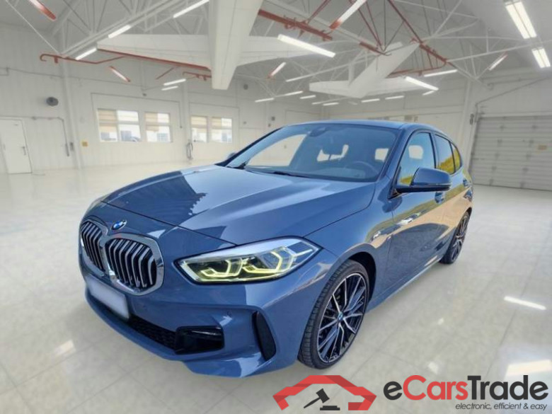 BMW SERIE 1 / 2019 / 5P / BERLINA 118D MSPORT #1
