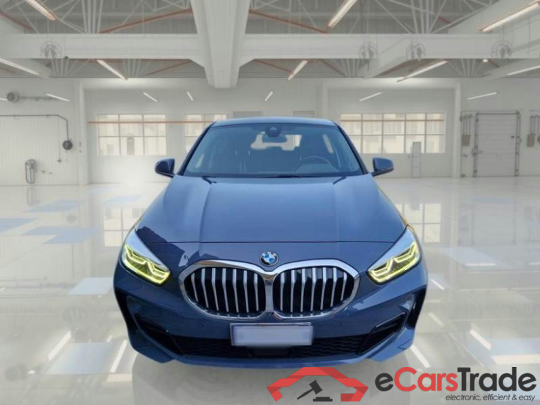 BMW SERIE 1 / 2019 / 5P / BERLINA 118D MSPORT #6