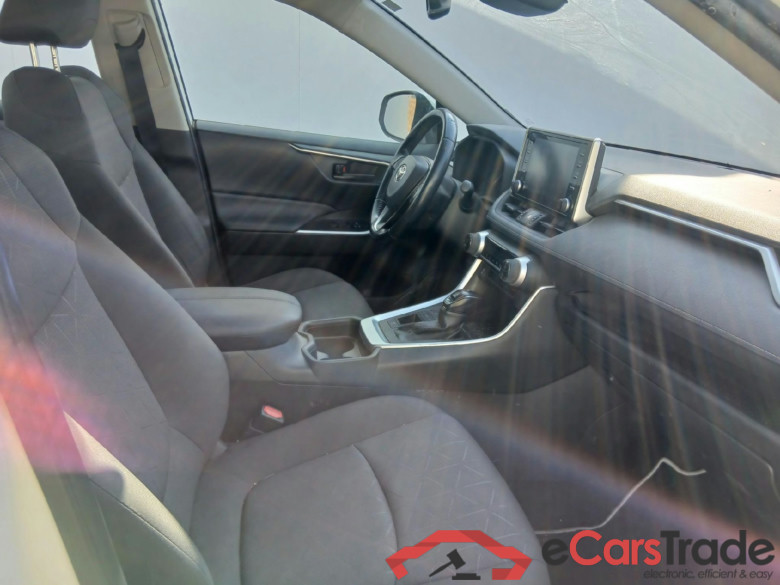 TOYOTA Rav4 / 2018 / 5P / todoterreno 2.5l 220H Business #6