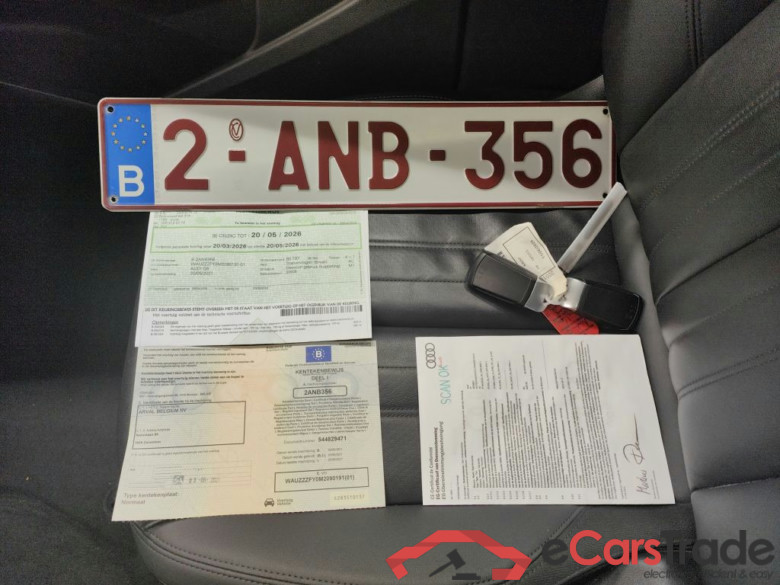 Audi Q5 Business Edition 30 TDI S tronic 5d #4