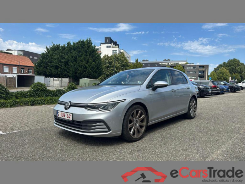 VOLKSWAGEN Golf VIII Golf 1.5 TSI Life OPF