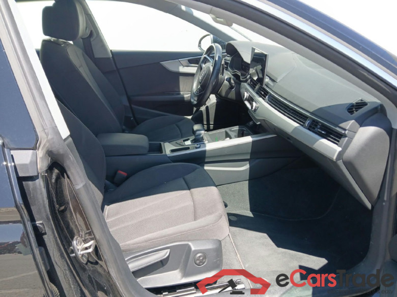 AUDI A5 / 2019 / 5P / berlina con portón Advanced 35 TDI 120kW S tronic Sportback #6