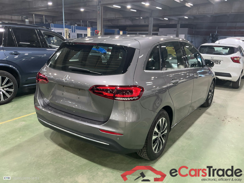 MERCEDES-BENZ B-CLASS 1.3 B 180 BUSINESS SOLUTION #4