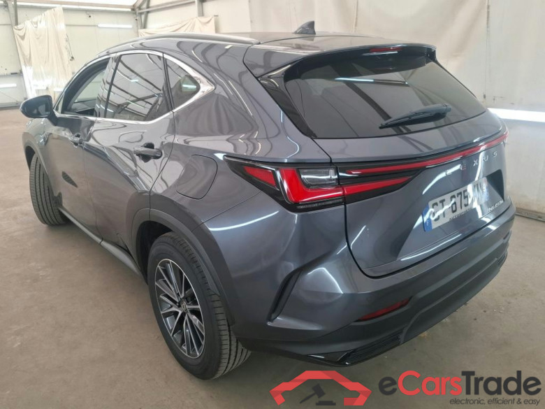 LEXUS NX / 2021 / 5P / SUV 450H+ 4WD Luxe #3