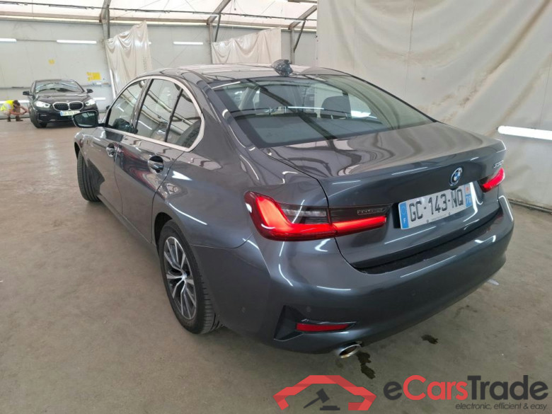 BMW Série 3 Berline / 2018 / 4P / Berline 330e 292ch Business Design BVA8 Hybride #2
