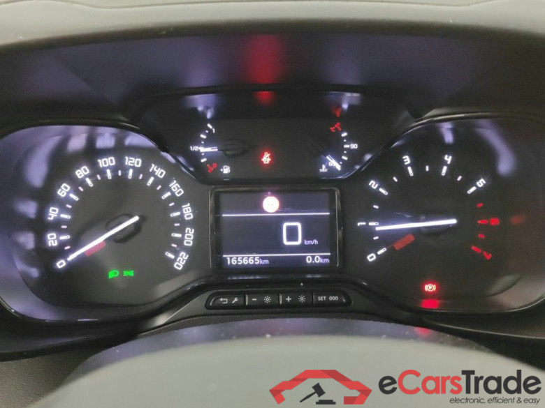 Citroën Berlingo Multispace 1.5 BlueHDi 100 MAN6 Feel M 5d #6