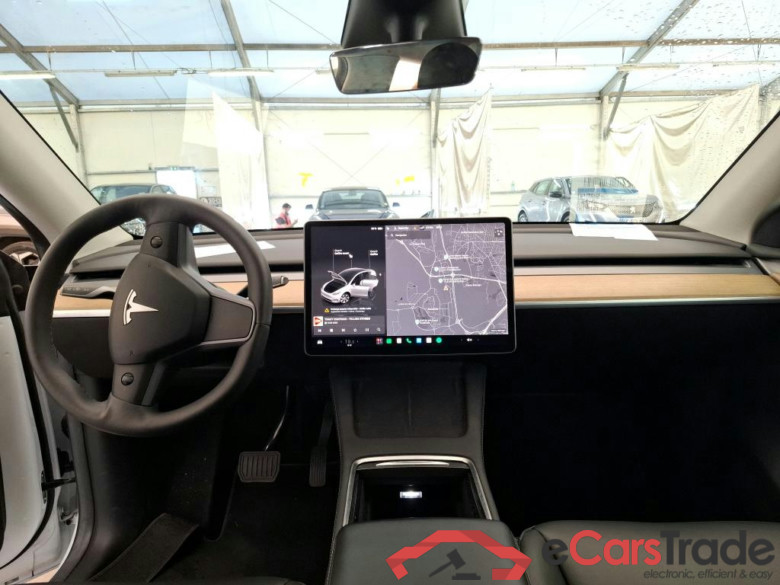 TESLA Model Y / 2020 / 5P / SUV Grand Autonomie Dual Motor AWD #5
