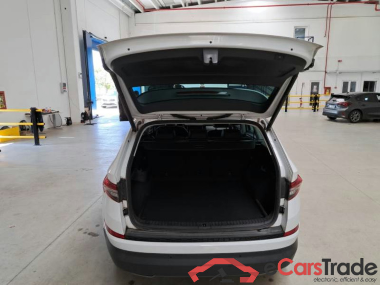 SKODA KODIAQ / 2021 / 5P / SUV 2.0 TDI 110KW STYLE DSG 4WD 5P #5