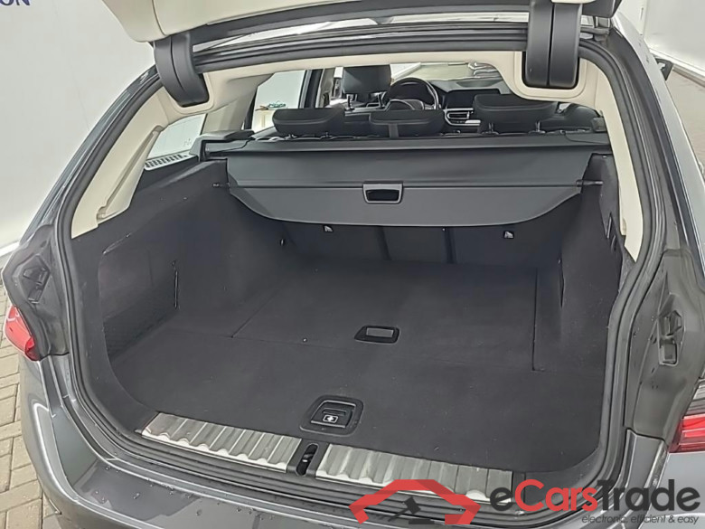 BMW 3-serie Touring 320iA Business Edition 5D 135kW #5