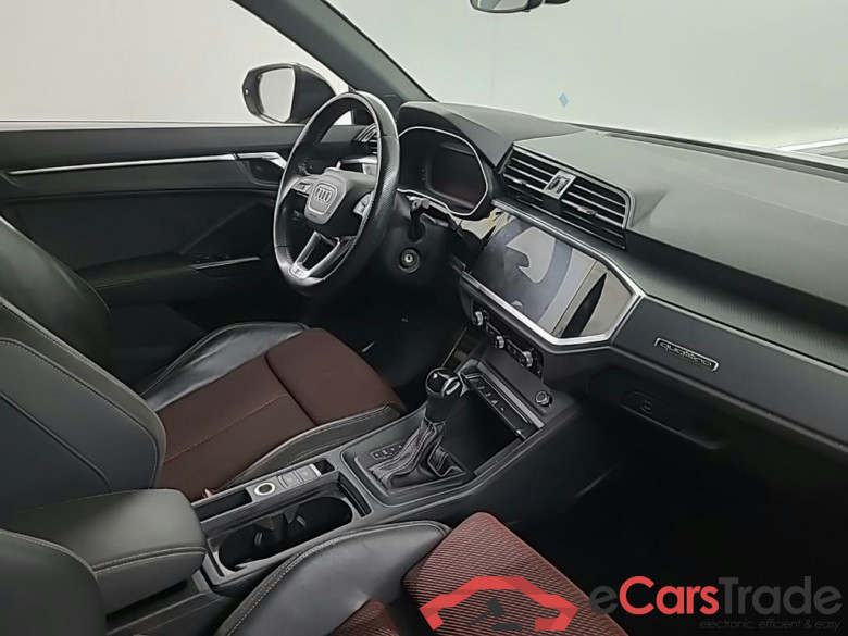 AUDI Q3 40 TDI quattro S tronic S edition 5D 140kW #6