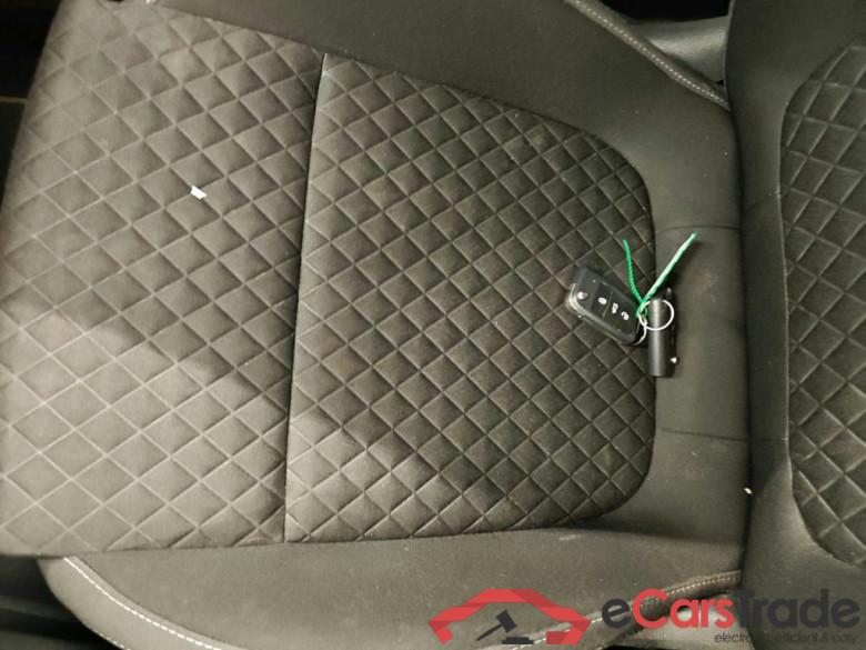 Skoda Fabia Combi 1.0 TSI 81kW DSG Style Business 5d + Pano #4