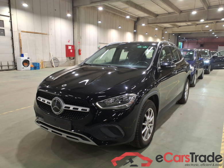 MERCEDES-BENZ CLASS GLA DIESEL (H247) GLA 200 d Business Solution #1