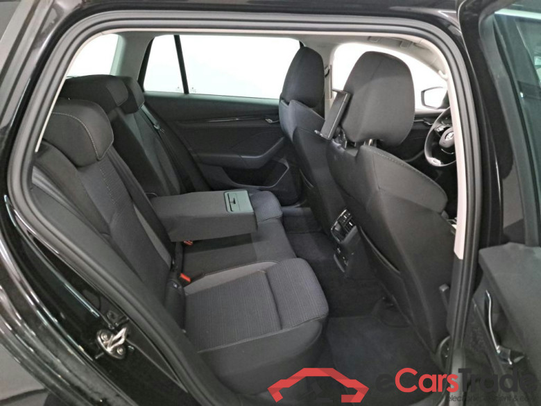 SKODA OCTAVIA COMBI 1.0 TSI MHEV 81KW DSG CLEVER #6