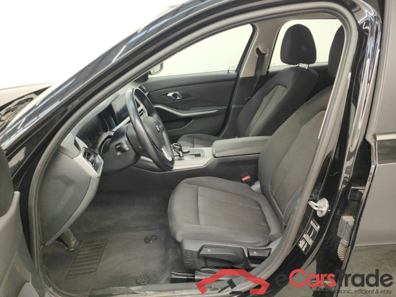 BMW 3 Reeks Touring 318dA (100 kW) 5d #3