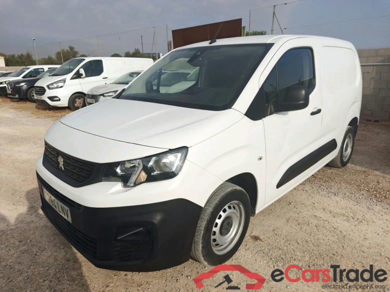 PEUGEOT Partner / 2018 / 4P / furgón derivado de turismo Premium Standard 600kg BlueHDi 73kW #1