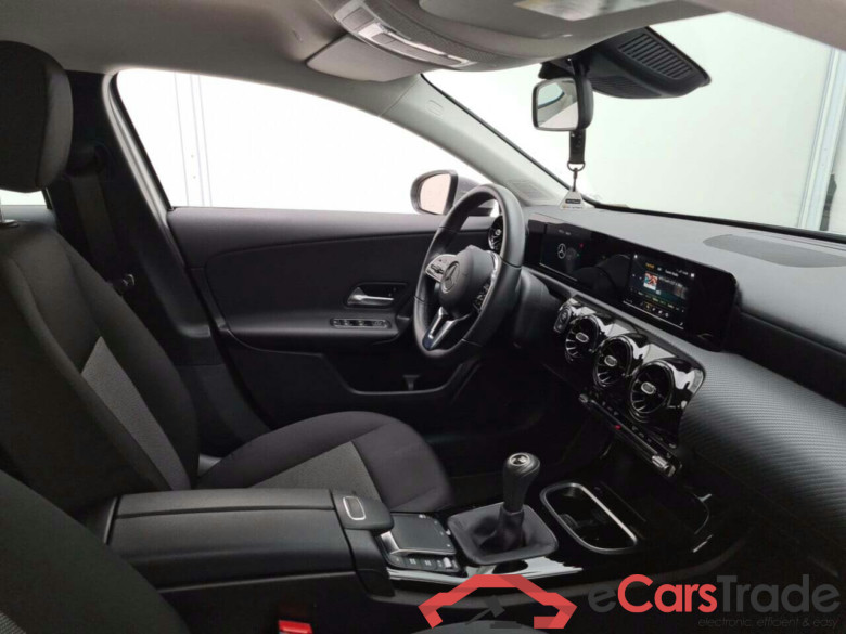 MERCEDES-BENZ A-KLASSE 1.3 180 7G-DCT ESSENTIAL LINE #3