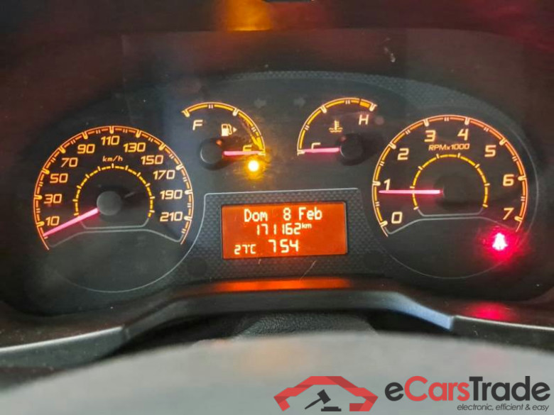 FIAT FIORINO / 2016 / 4P / VETT. FURGONATA 1.3 MULTIJET 95 CV E6 SX #4