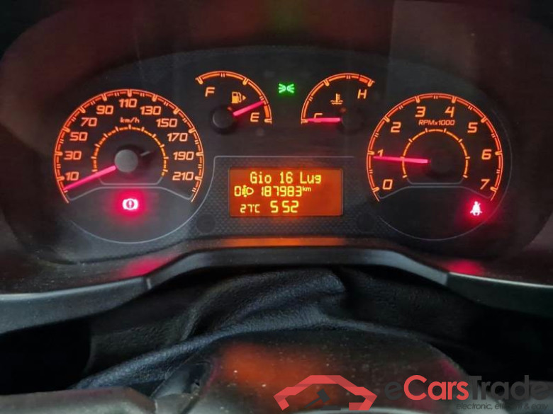 FIAT FIORINO / 2016 / 4P / VETT. FURGONATA 1.3 MULTIJET 95 CV E6D-TEMP SX #4