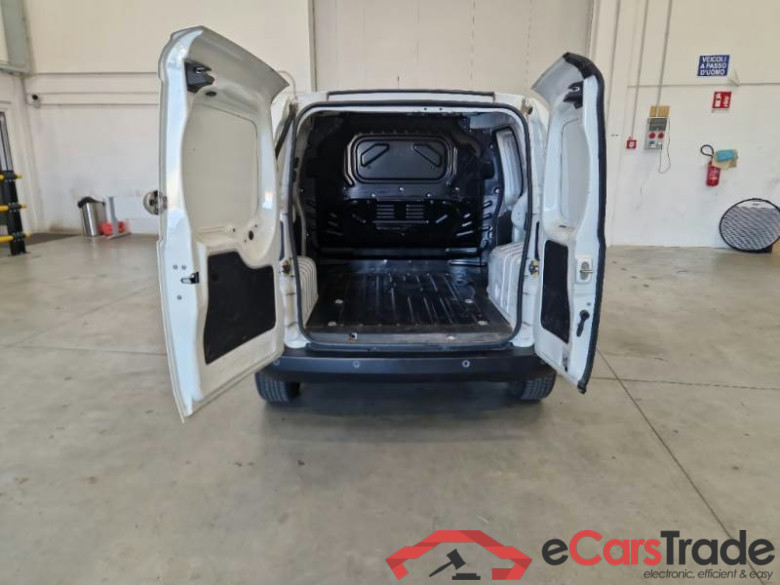 FIAT FIORINO / 2016 / 4P / VETT. FURGONATA 1.3 MULTIJET 95 CV E6D-TEMP SX #5