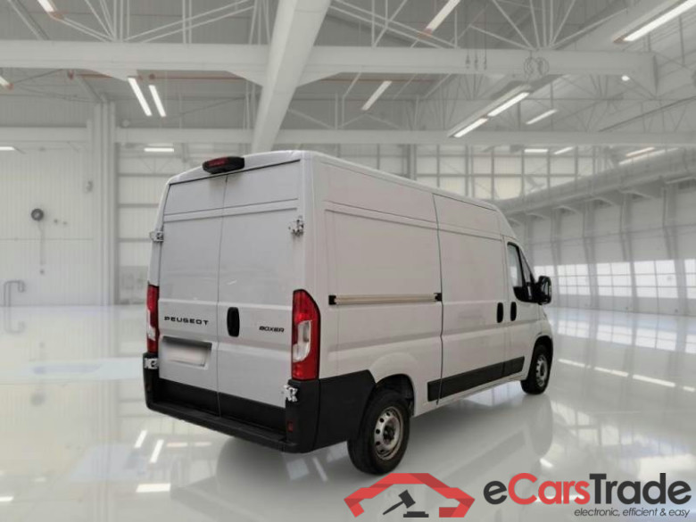 PEUGEOT BOXER / 2023 / 4P / FURGONE 2.2 BLUEHDI 120 SeS 330 L2H2 #2
