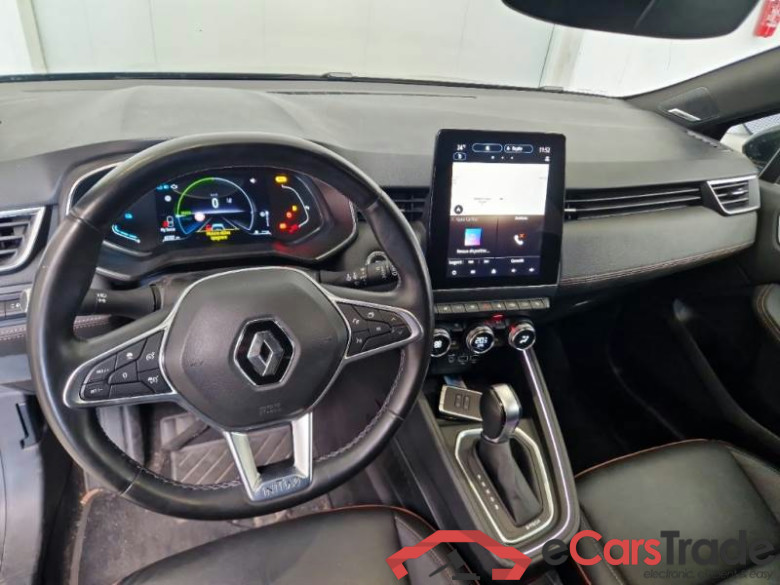 RENAULT CLIO / 2019 / 5P / BERLINA 1.6 HYBRID E-TECH 103KW INITIALE PARIS #3