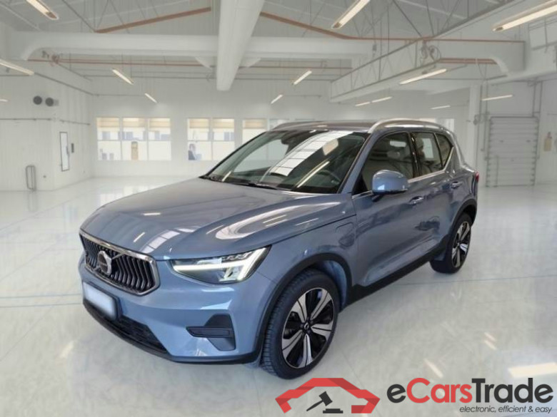 VOLVO XC40 / 2021 / 5P / SUV T5 RECHARGE PLUG-IN AUTO PLUS BRIGHT #1
