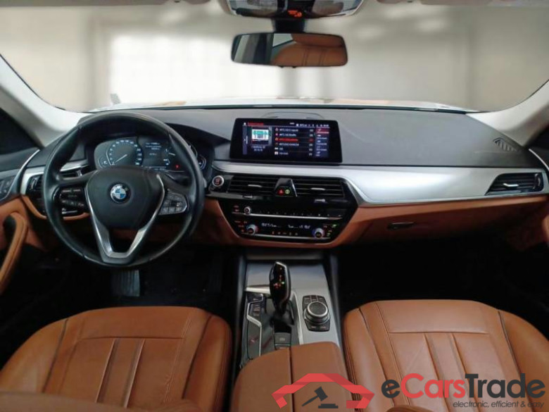 BMW SERIE 5 / 2020 / 5P / STATION WAGON 520D AUT BUSINESS MH48V TOURING #3