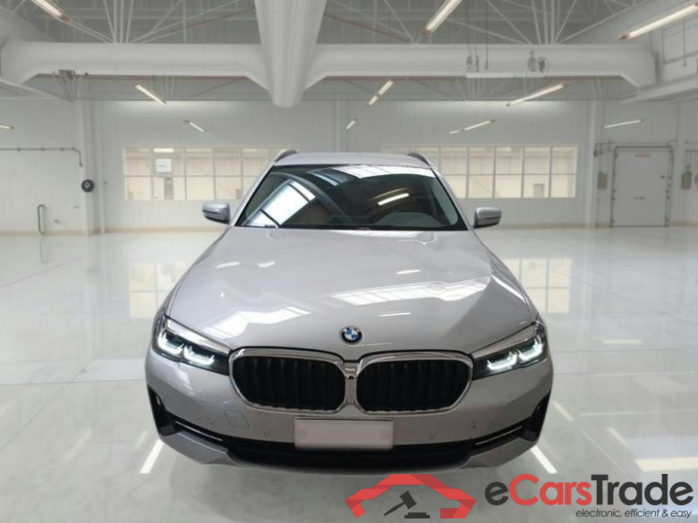 BMW SERIE 5 / 2020 / 5P / STATION WAGON 520D AUT BUSINESS MH48V TOURING #6