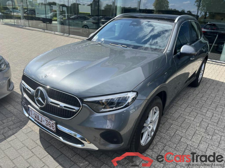 MERCEDES-BENZ GLC (X254) GLC 200 Luxury Line