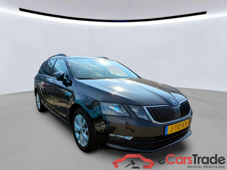 SKODA Octavia Combi 85 kW #4