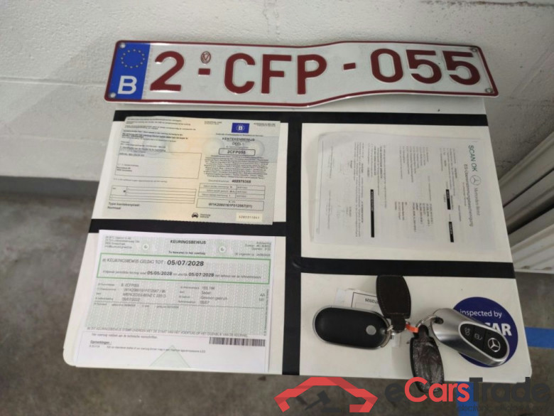 Mercedes-Benz C-Klasse Berline C 220d Launch Edition AMG Line 4d #4