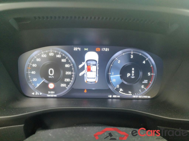 VOLVO XC40 DIESEL 2.0 D3 150 R-Design Geartronic (EU6d-T.) 5d #6