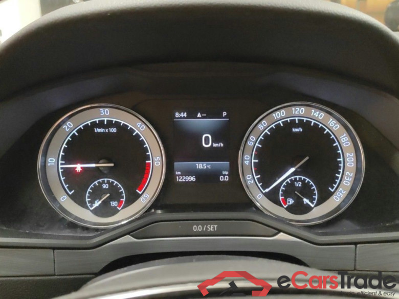 Skoda Superb Combi 2.0 CRTDI 90kW DSG7 Ambition 5d #6