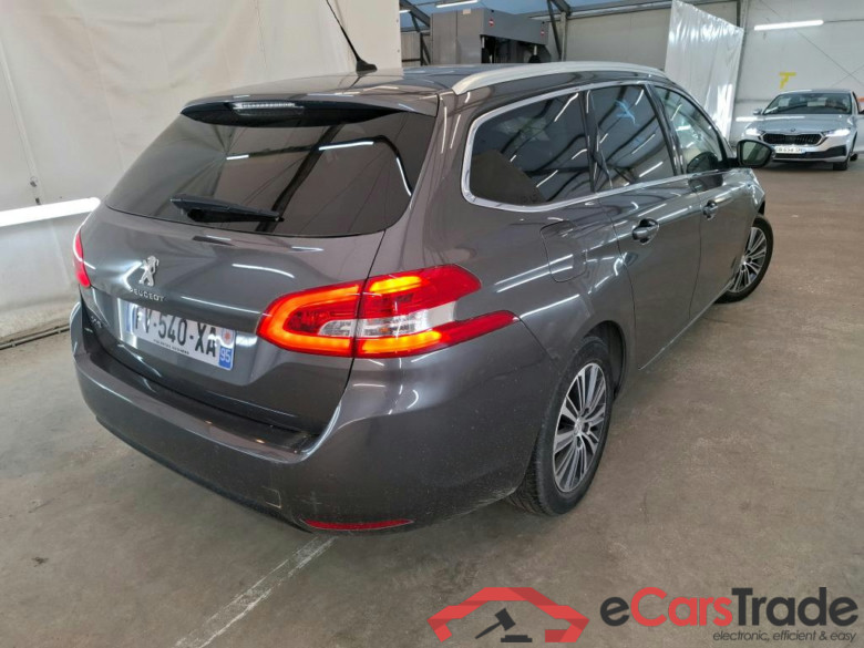 308 SW Allure Business 1.2 PureTech 130CV BVA8 E6d #3