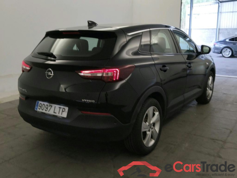 OPEL Grandland X PHEV / 2017 / 5P / todoterreno 1.6 Turbo Edition Auto 4x2 #2