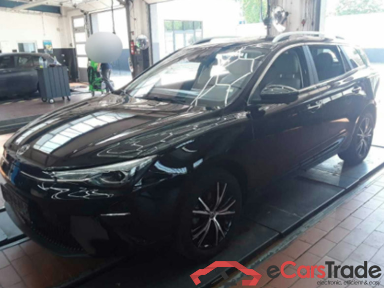 MG MG5 Standard Luxury 5d 130kW