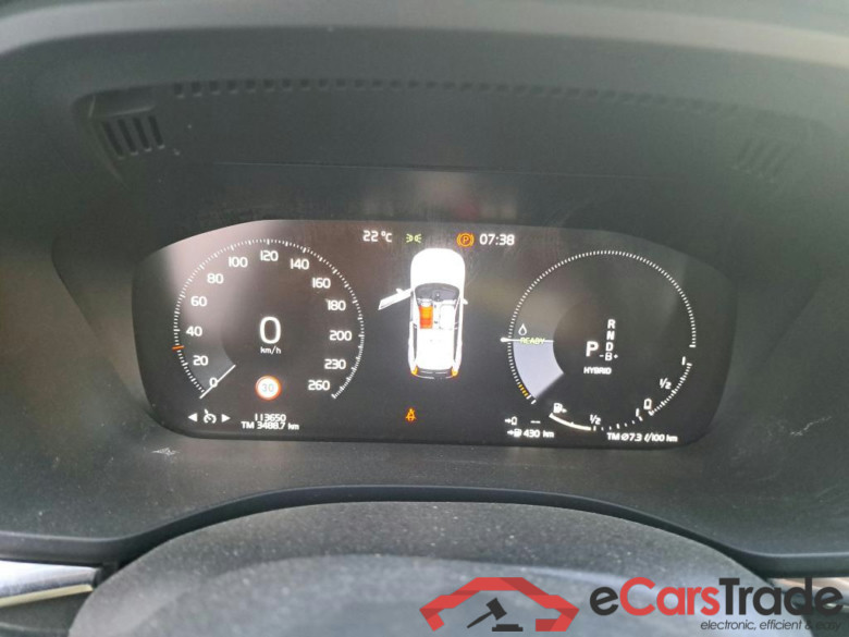 VOLVO XC60 / 2017 / 5P / todoterreno 2.0 T6 AWD Recharge Inscription Exp Auto #4