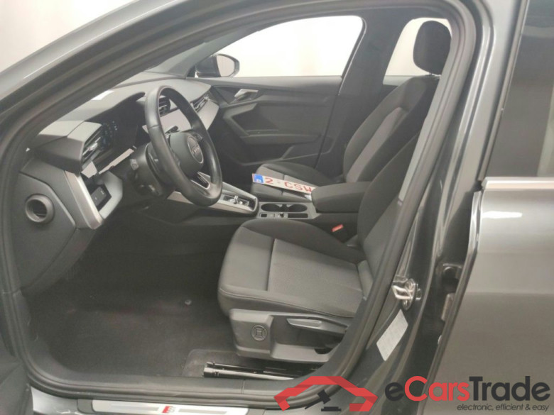 Audi A3 Sportback 1.4 40 TFSI e S Line 5d #3