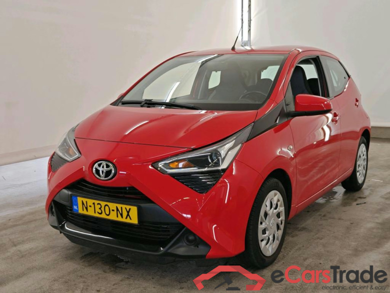 Toyota AYGO 1.0 VVT-i x-play 5d #1